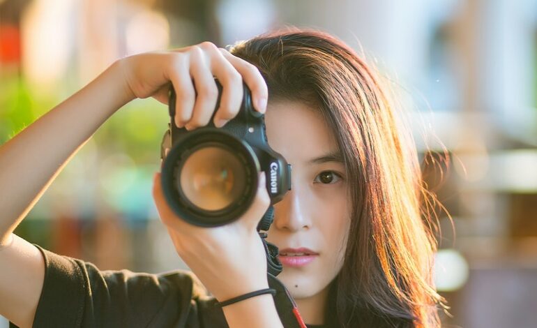 Jenis Kamera Profesional yang Sering Digunakan Fotografer